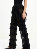 Calça Cascata de Renda Negra